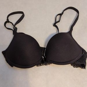 Nordstrom Intimates BlacK Push-up Demi Bra NWOT32A